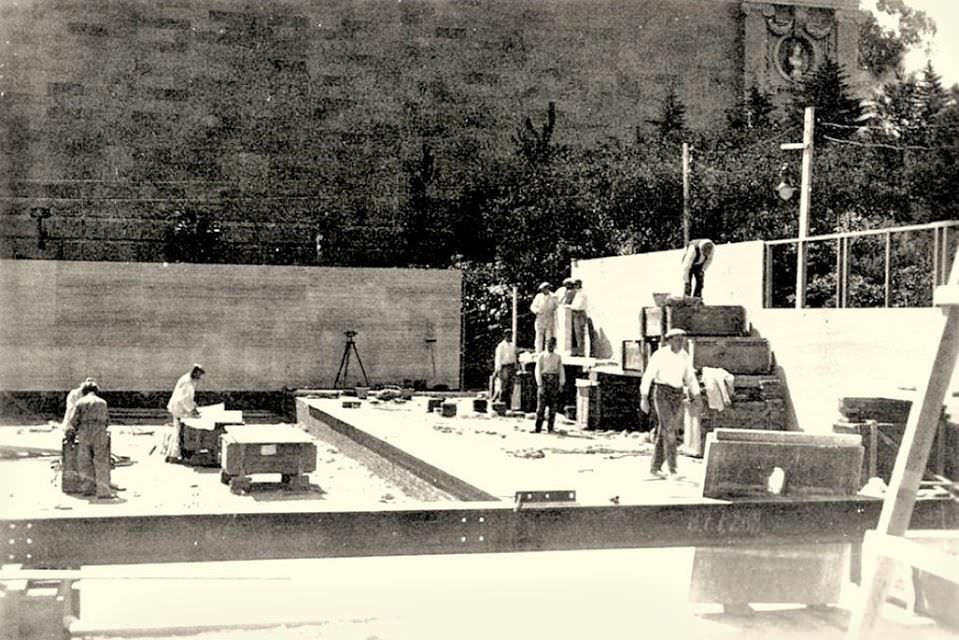 Historic picture of the pavilion's construction